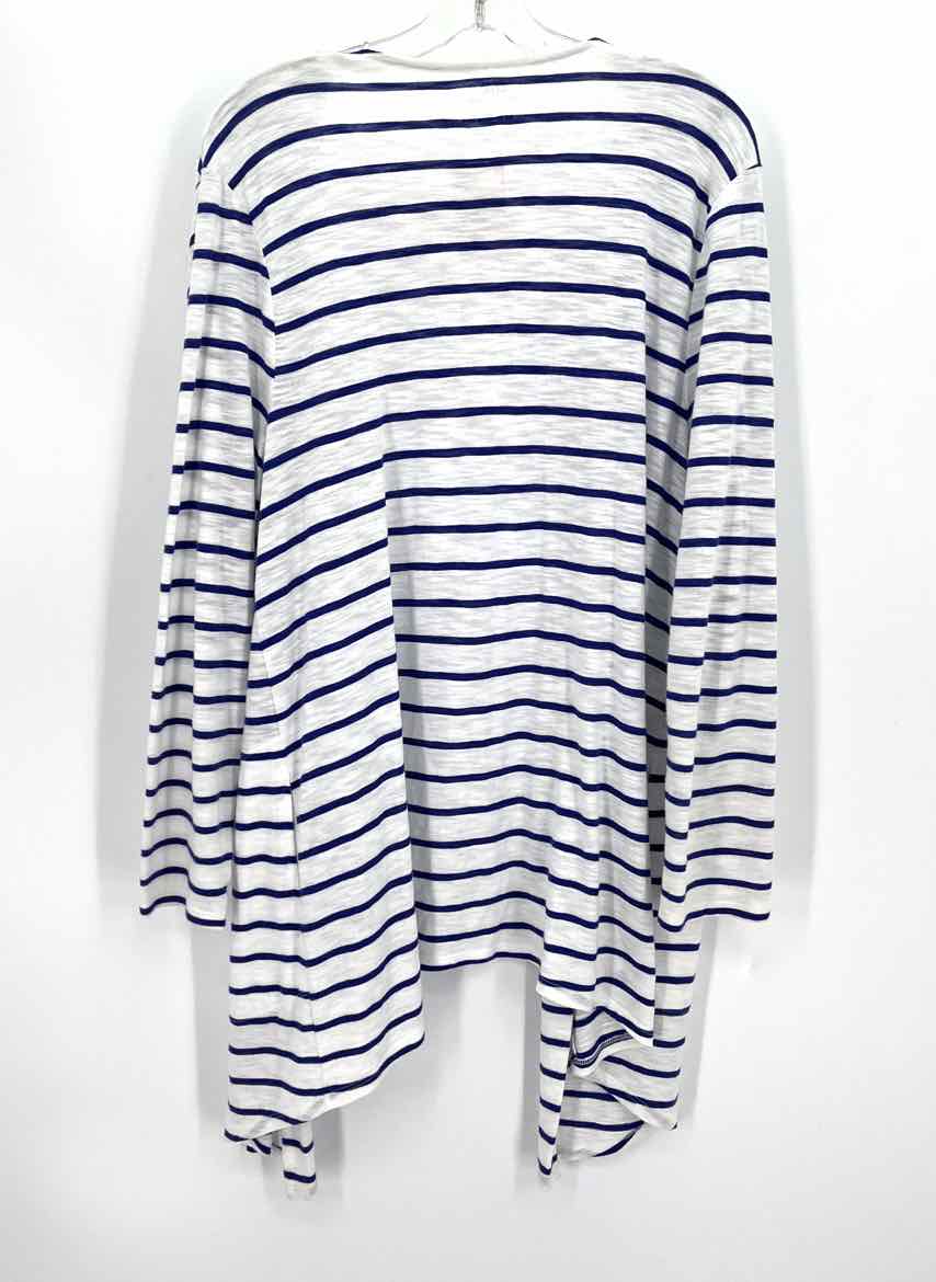 Size L Chico's White Sweater