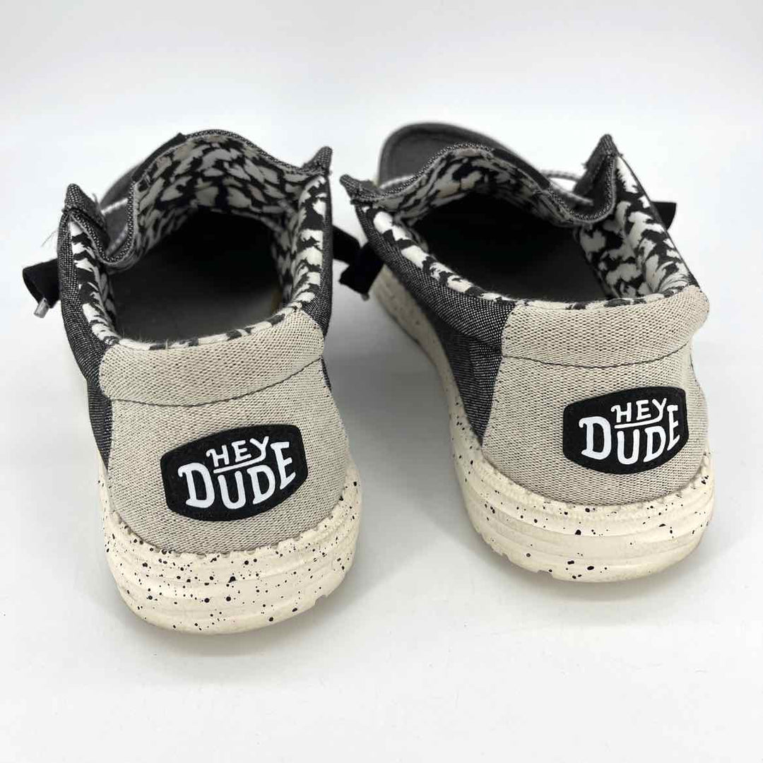 Shoe Size 41 HEY DUDE Black Flats