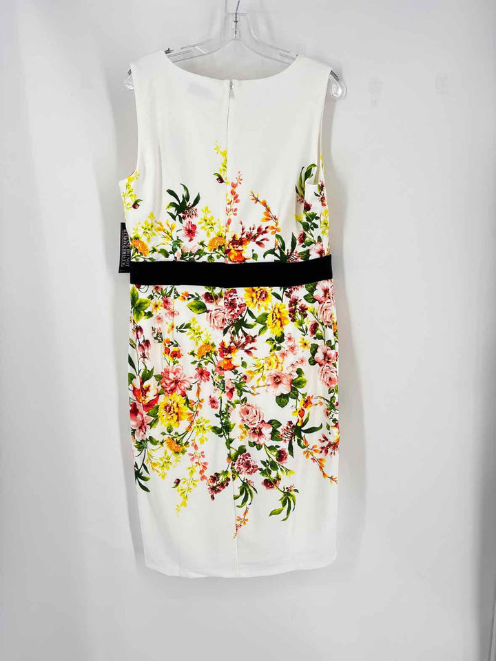 Size L NY & CO White Print Dress