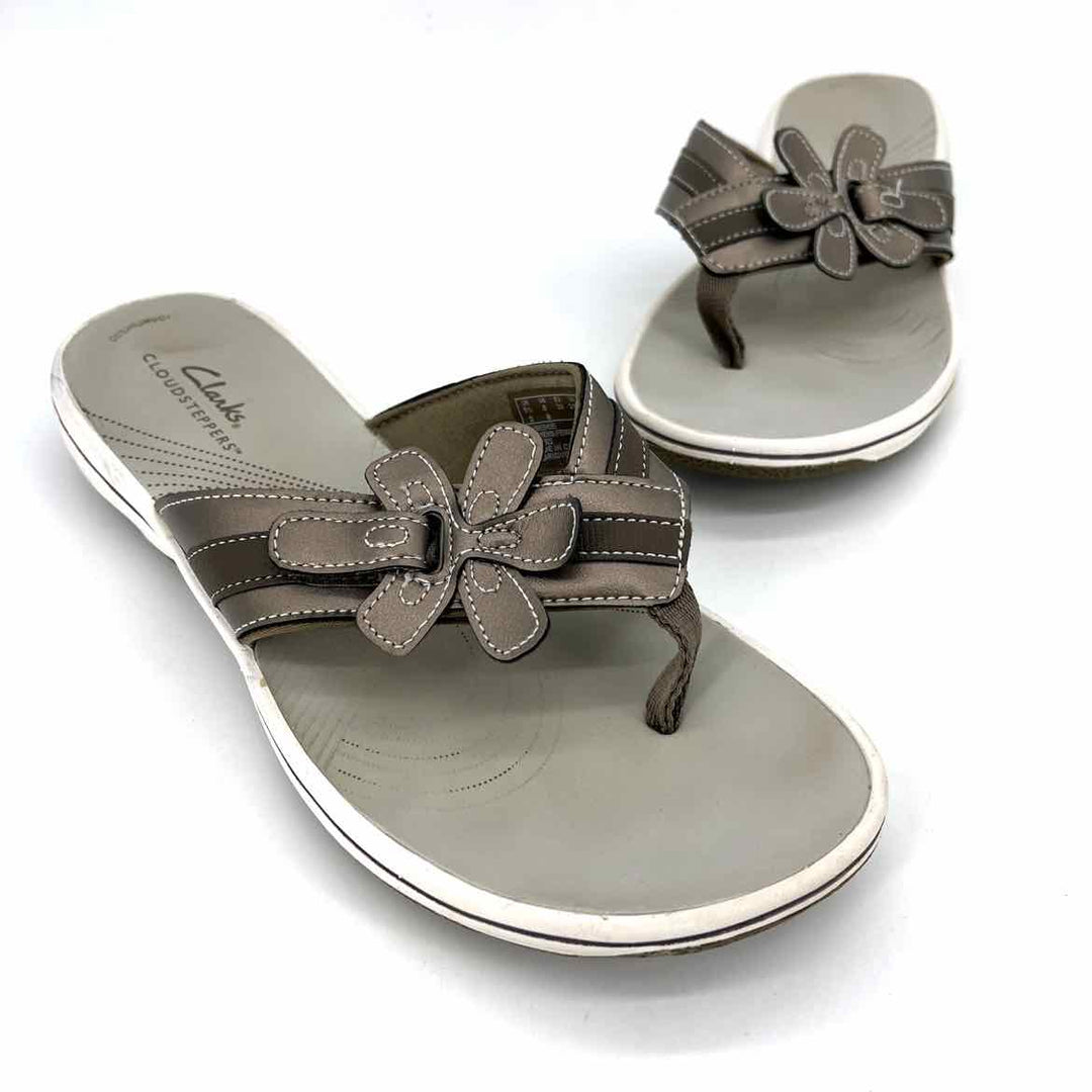 Shoe Size 8 CLARKS Silver Sandals