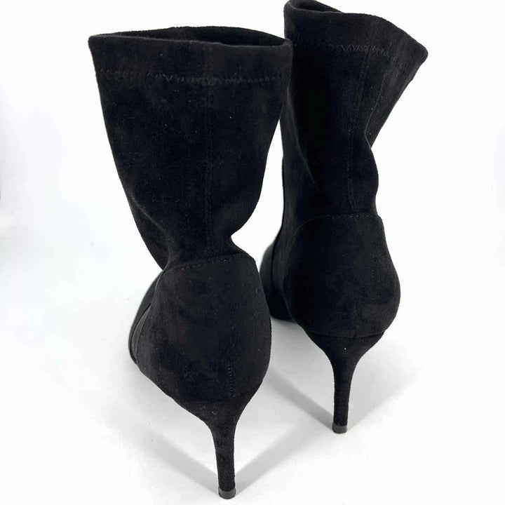 Shoe Size 9.5 XOXO Black Boots