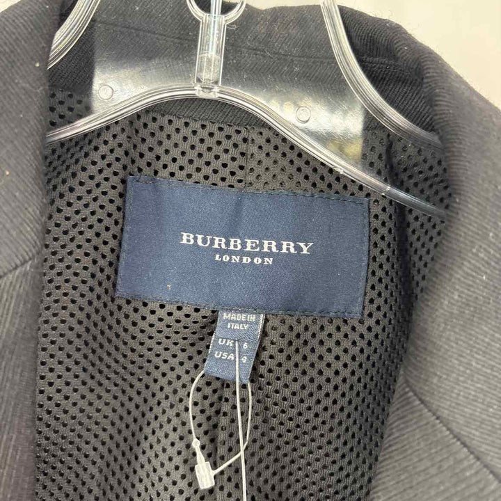 Size 4 Burberry Black Luxury - Blazer