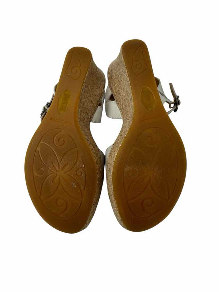 Shoe Size 7 Born Tan Sandals