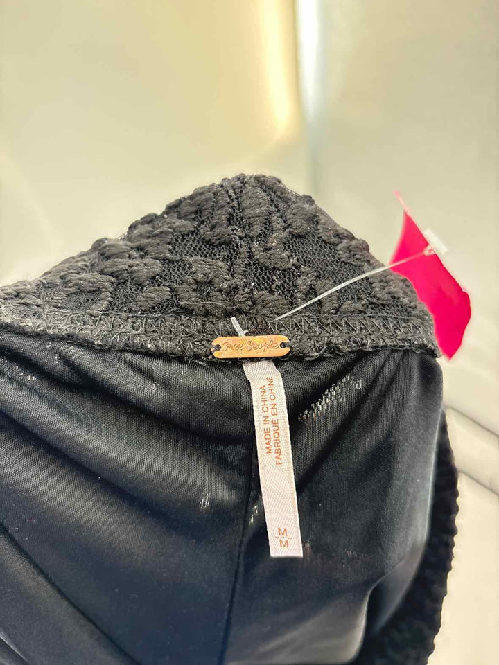 Size M FREE PEOPLE Black Lace Skirt