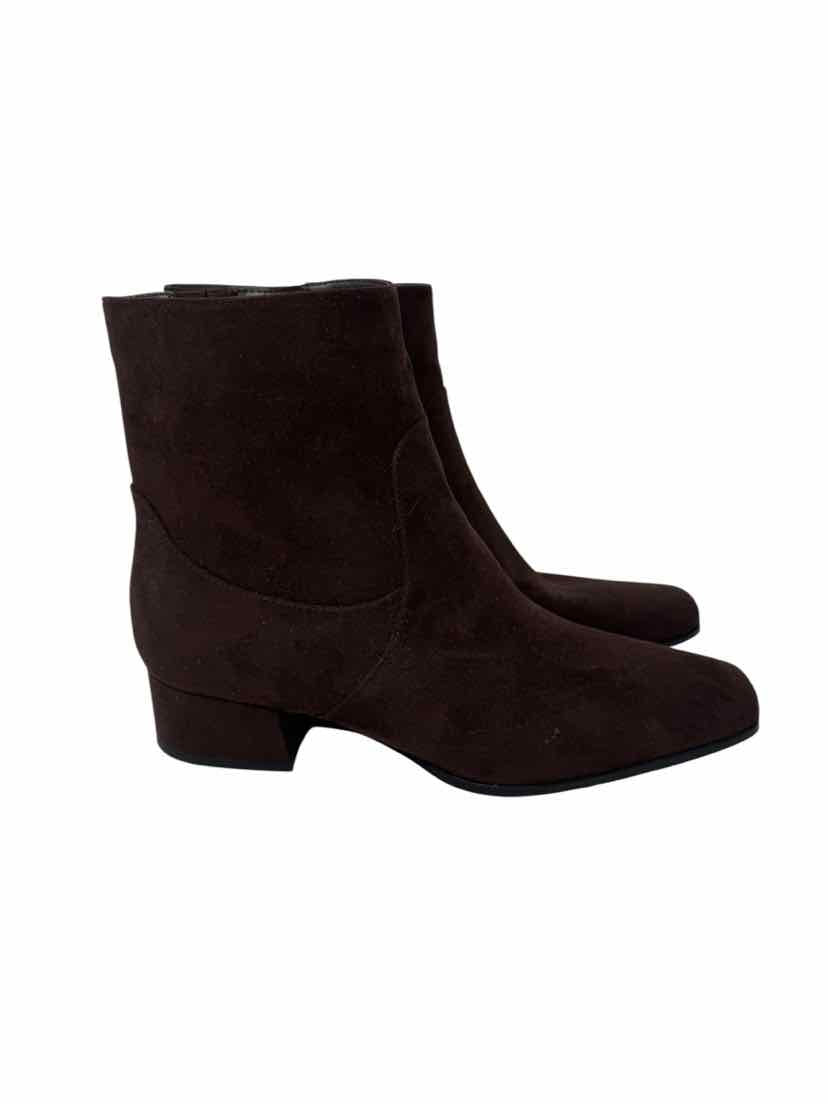 Shoe Size 9.5 UNIVERSAL STANDARD Brown Boots