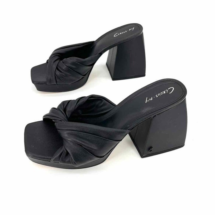 Shoe Size 8 CIRCO Black Sandals
