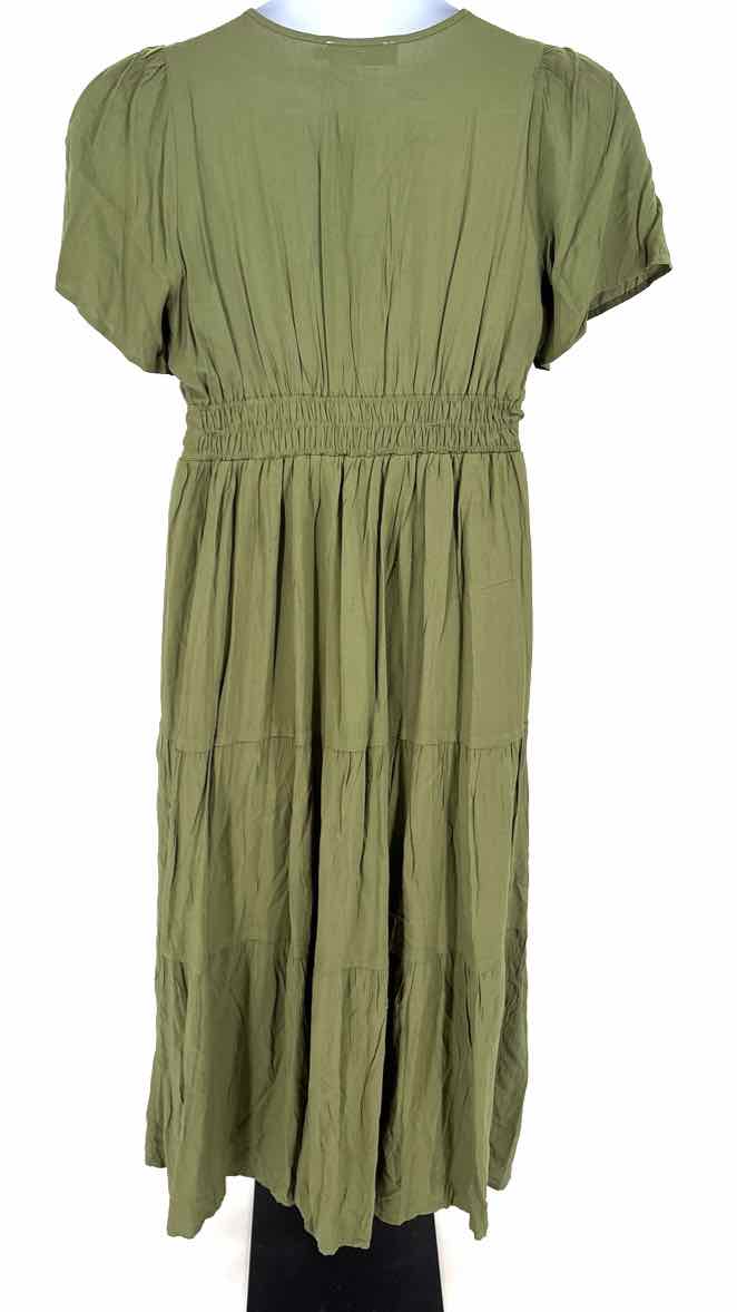 Size L Sage Dress