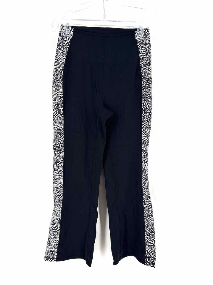 Size M FREE PEOPLE Black/White Pants
