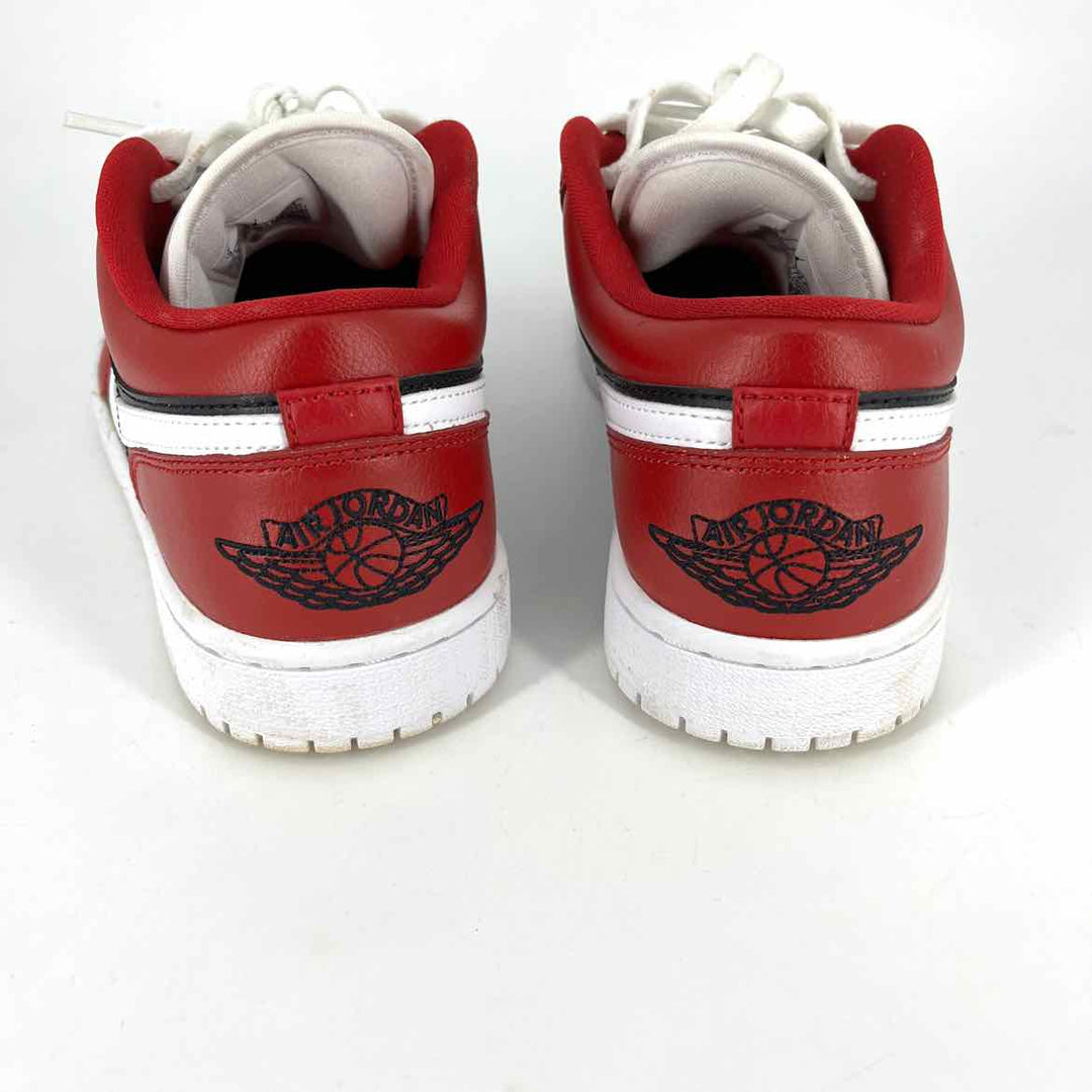 Shoe Size 9 Nike Red Sneakers