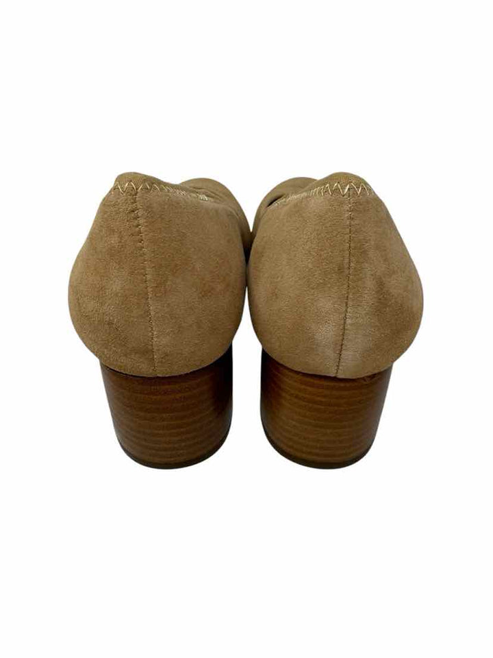 Shoe Size 8.5 Tan Suede Pumps