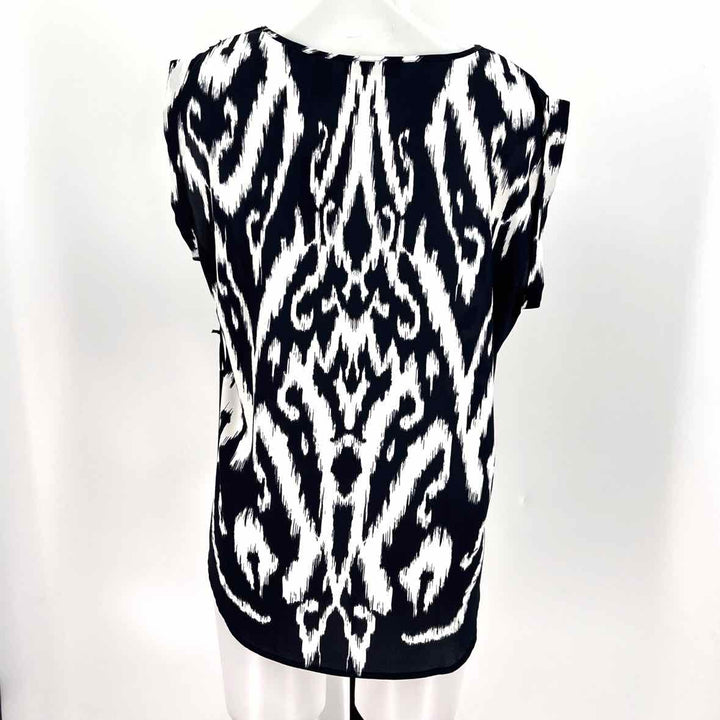 Size 2 Chico's Navy Shirt
