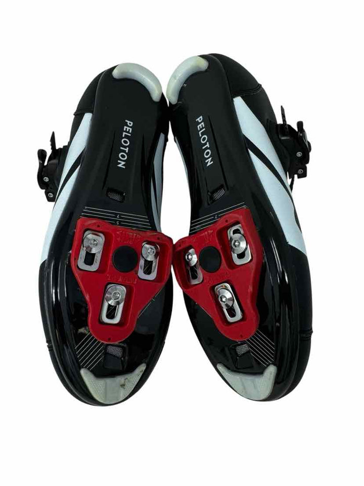 Shoe Size 40 Black Sneakers