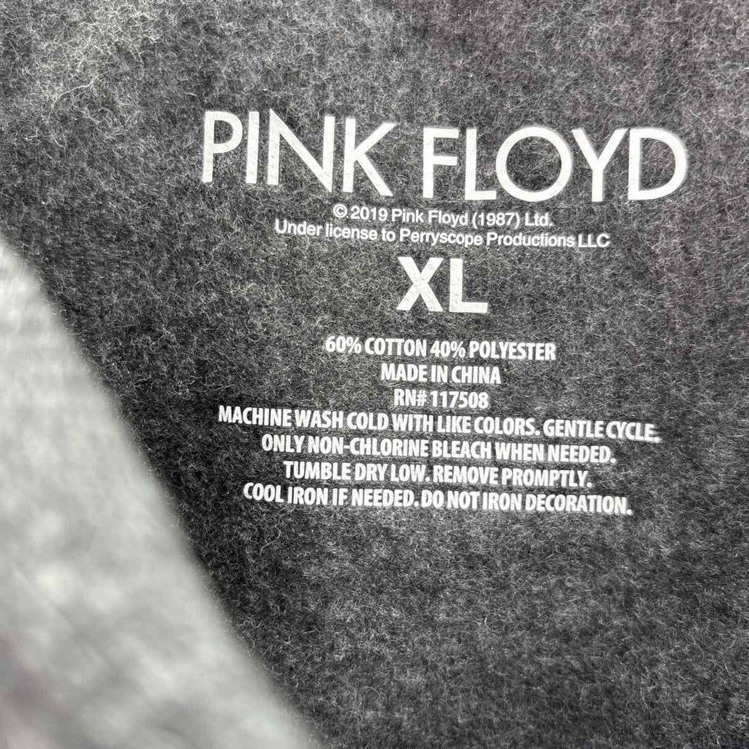 Size XL Gray Shirt