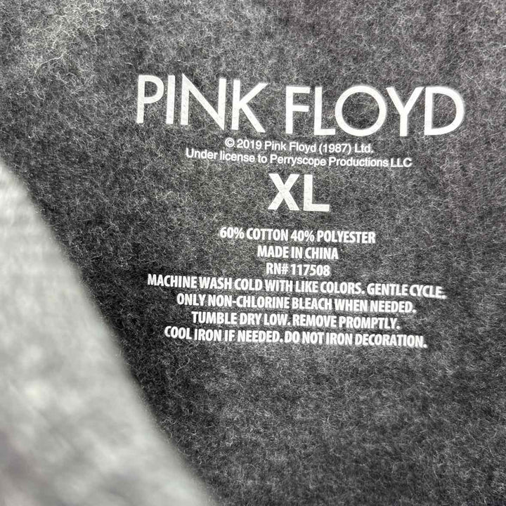 Size XL Gray Shirt