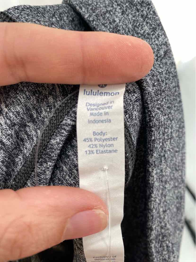 Size 6 Lululemon Black/White Pants