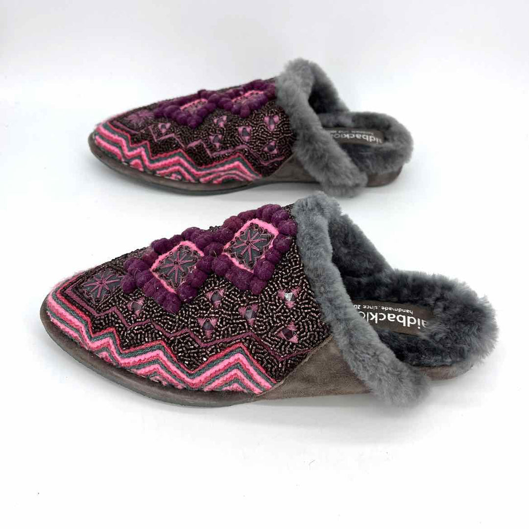 Shoe Size 37 Pink Beaded Slippers