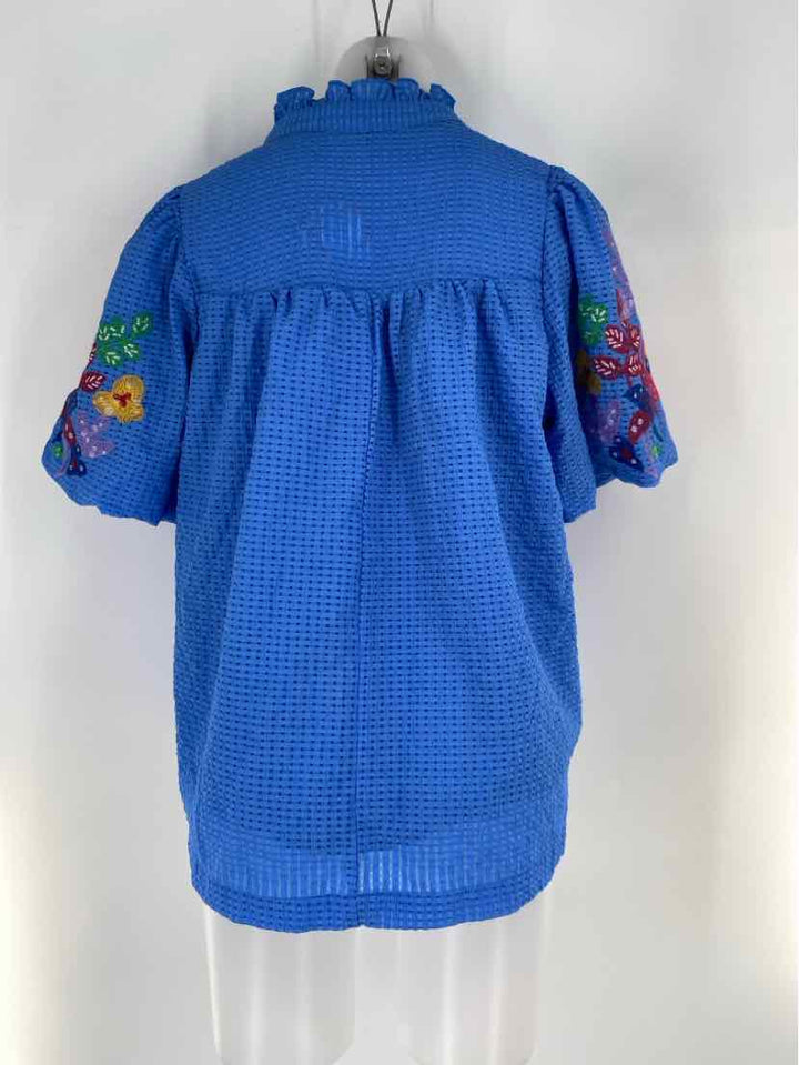 Size L Umgee Blue Shirt