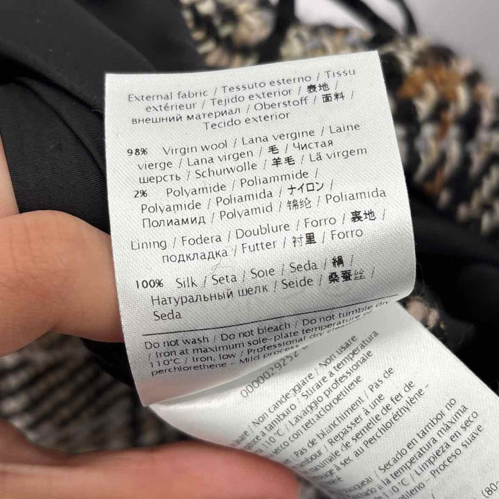 Size 6 VALENTINO Multi-Color Wool Luxury - Pants