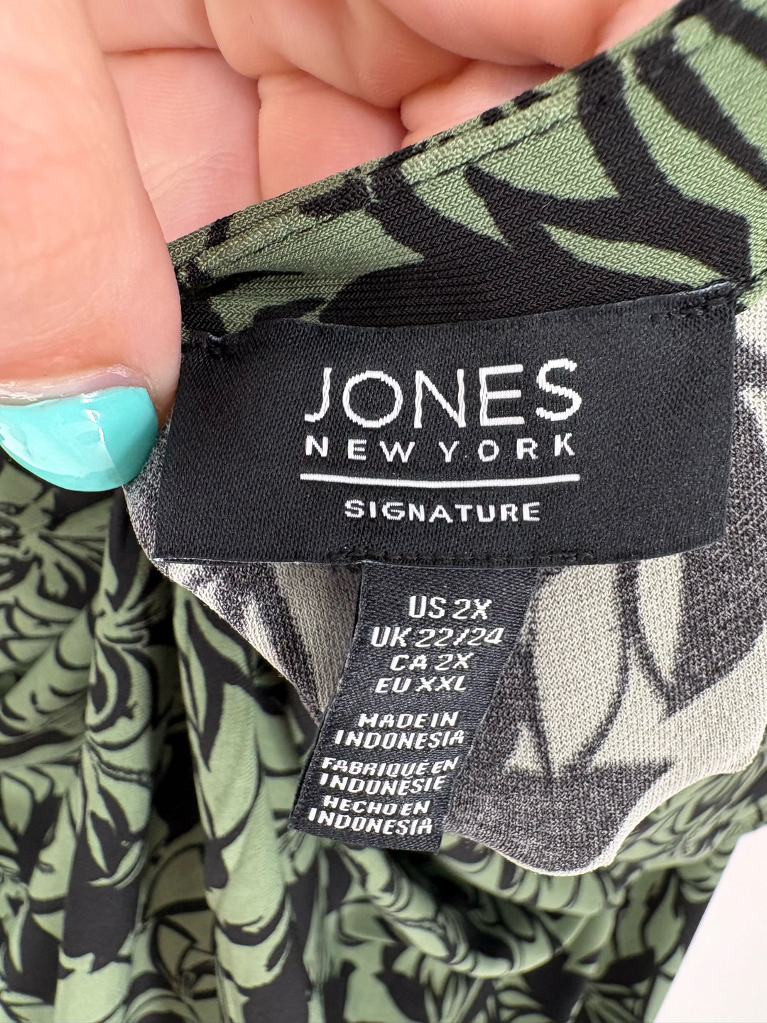 Size 2X Jones New York Green Print Shirt