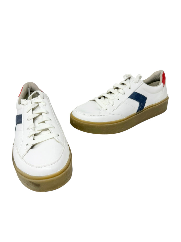 Shoe Size 7.5 dr scholls Cream Sneakers