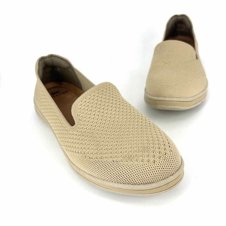 Shoe Size 9 EARTH ORIGINS Tan Flats
