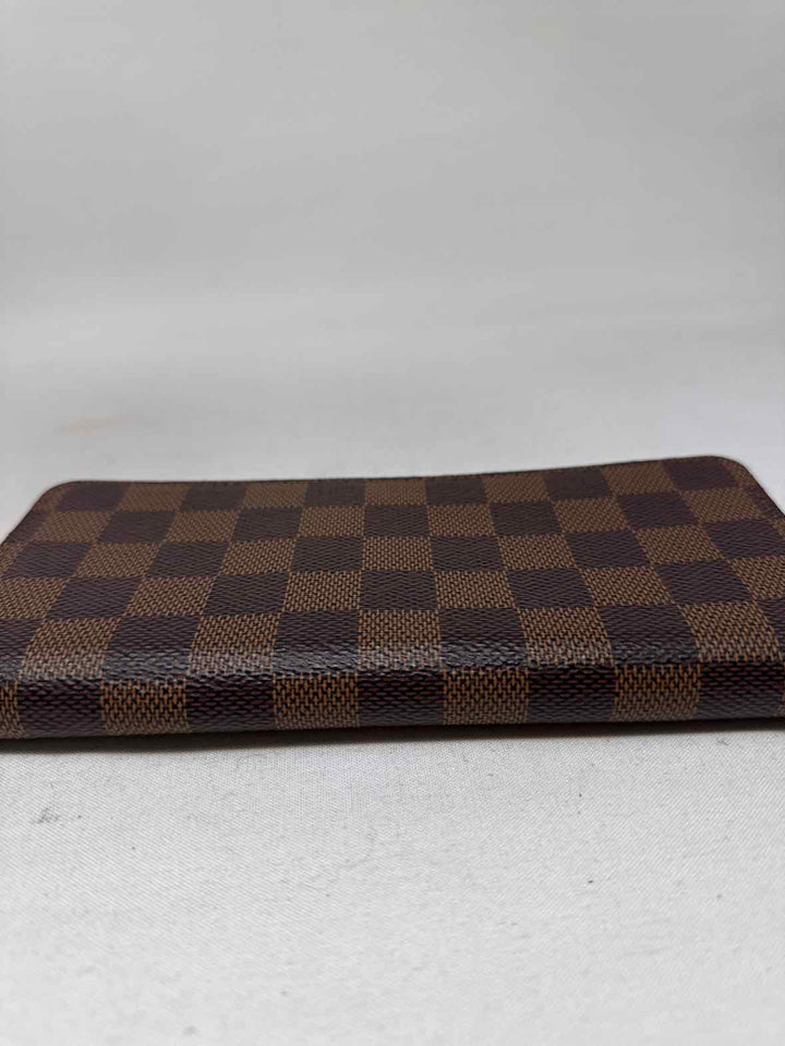 Louis Vuitton Luxury - Wallet
