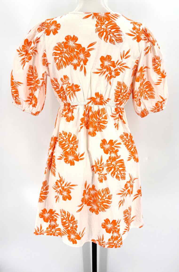Size M Multi-Color Dress