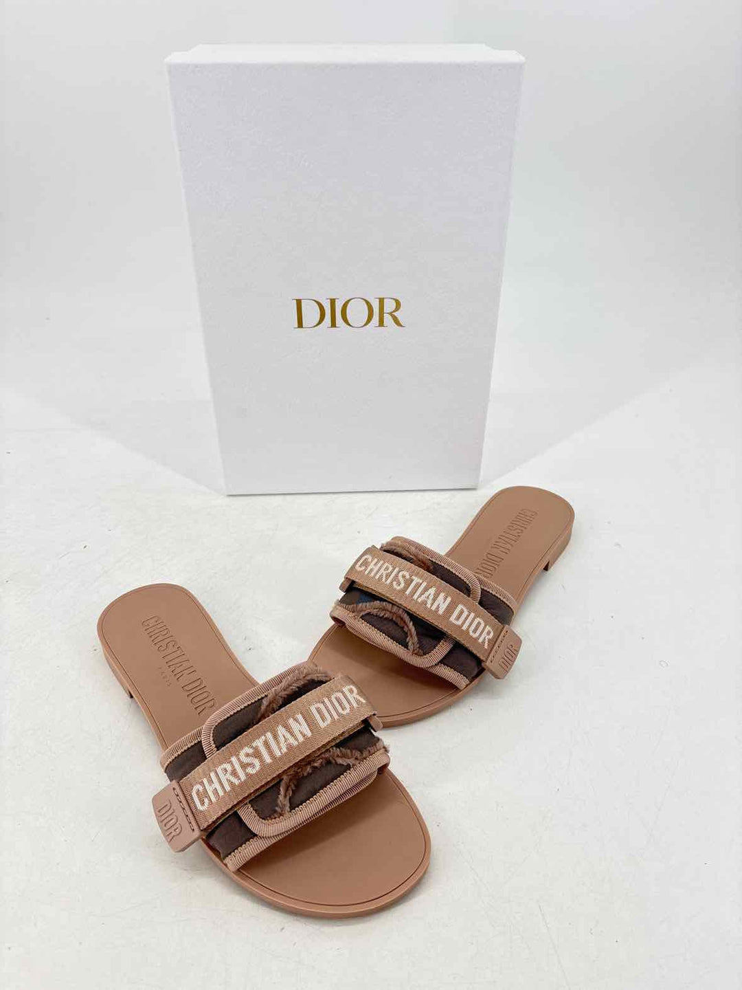 Shoe Size 39 CHRISTIAN DIOR Tan Luxury - Sandals
