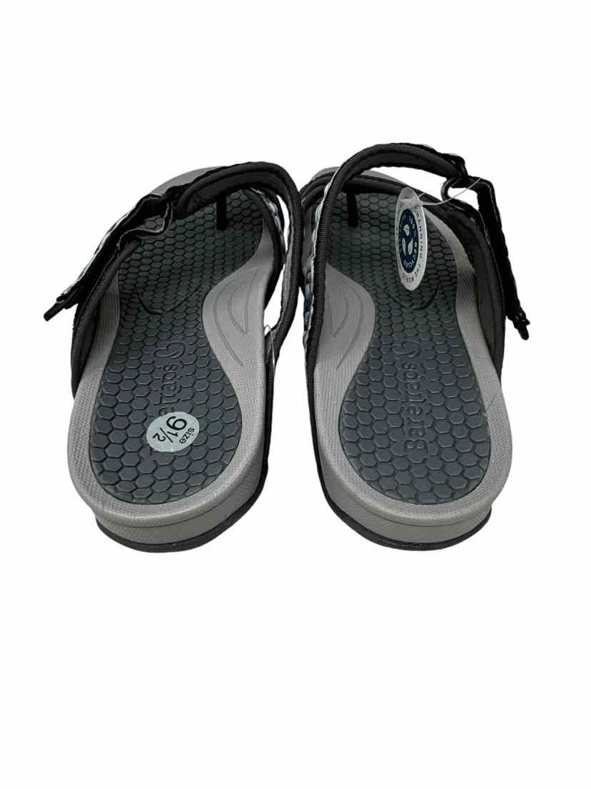 Shoe Size 9.5 Gray Sandals