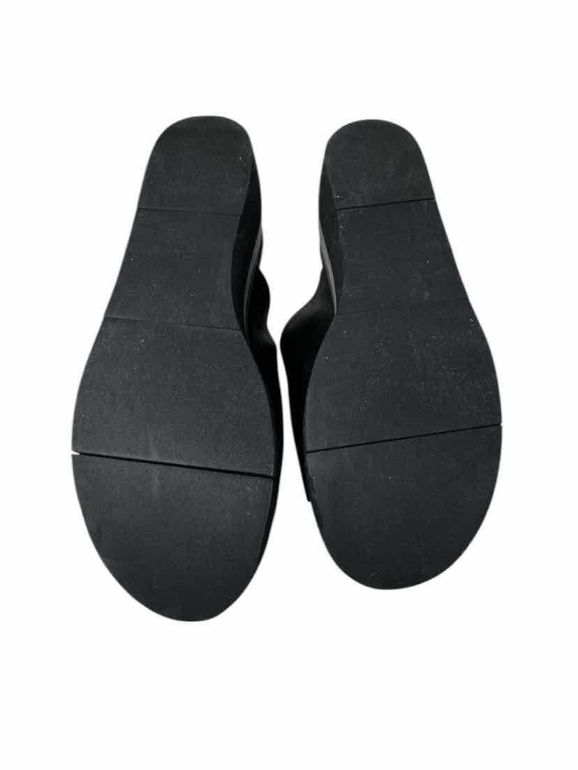 Shoe Size 9 NAKEDFEET Black Leather Sandals