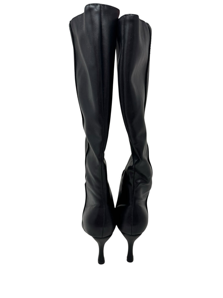 Shoe Size 7.5 Black Boots