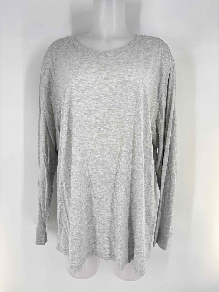 Size 1X Lululemon Gray Shirt