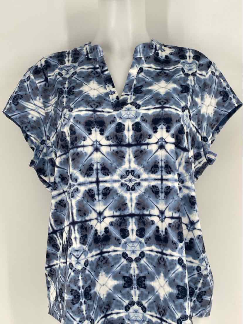 Size L Chico's Blue Print Shirt