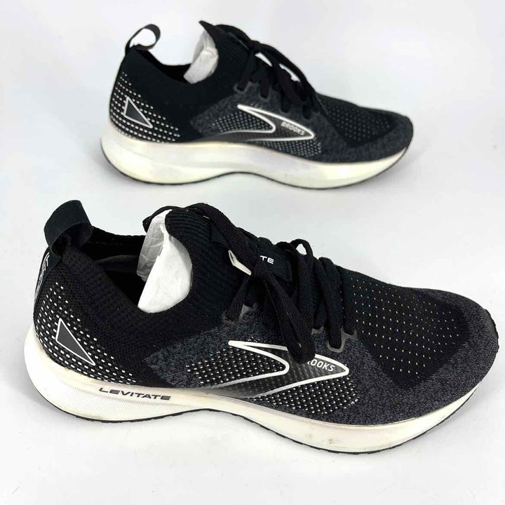 Shoe Size 8.5 BROOKS Black Knit Sneakers