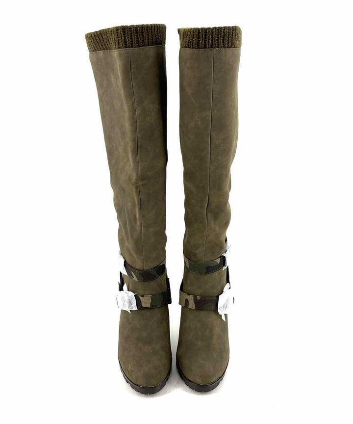 Shoe Size 7 Olive Boots