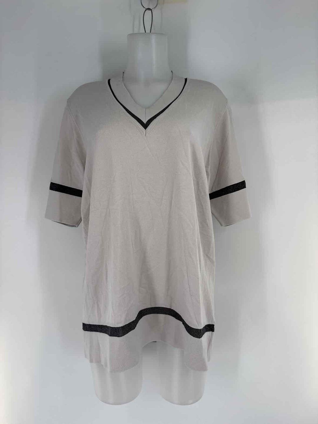 Size XL SAKS FIFTH AVENUE Gray Sweater