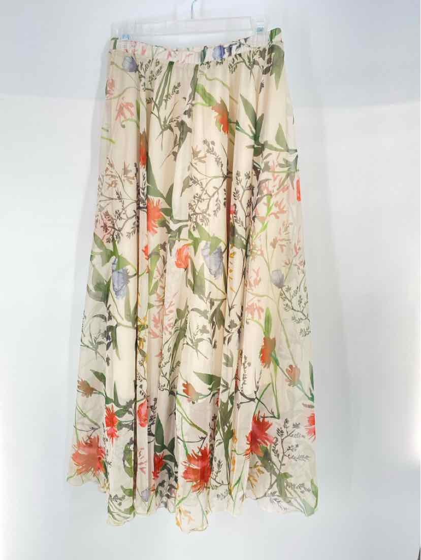 Size M/L TAN PRINT Skirt