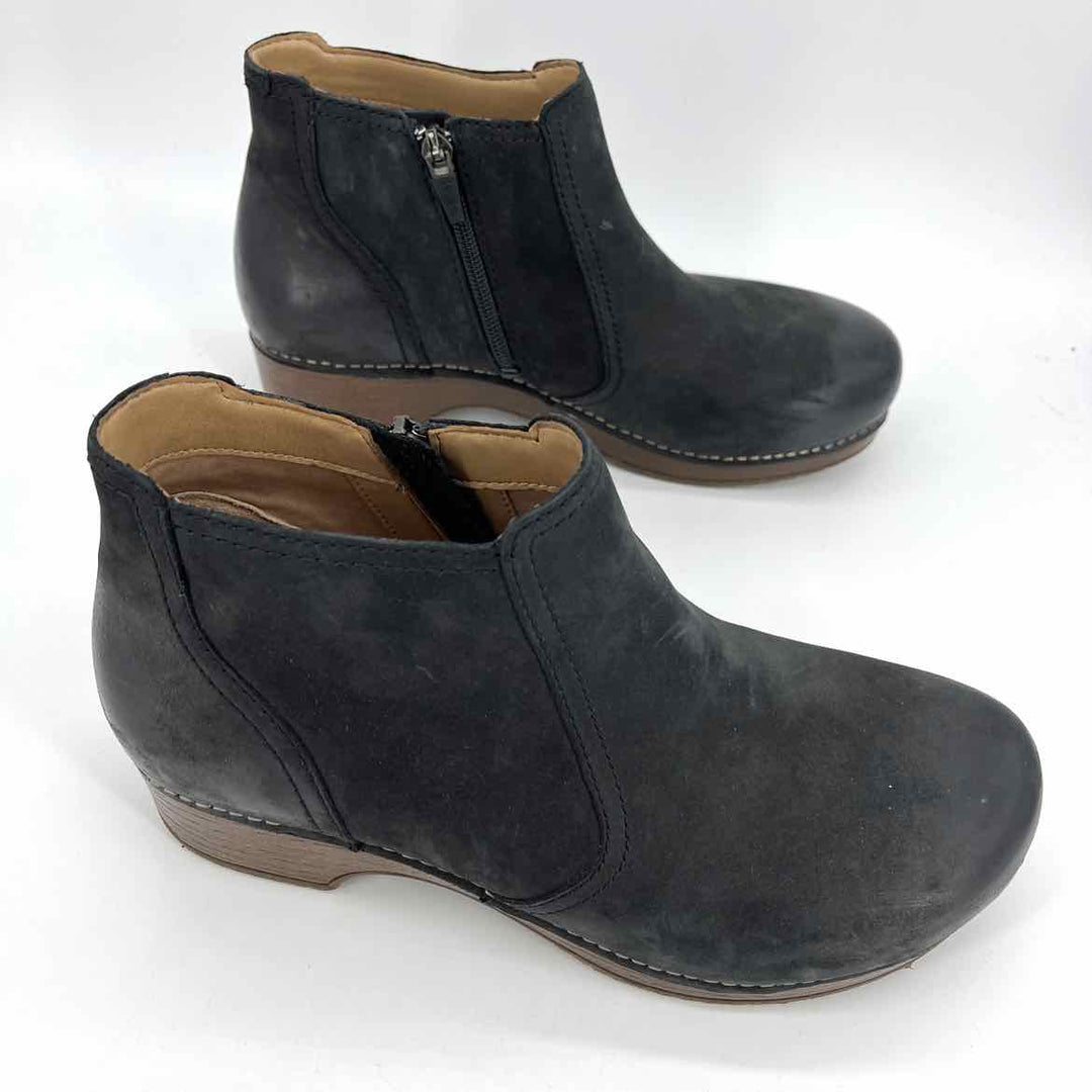 Shoe Size 39 DANSKO Black Leather Boots