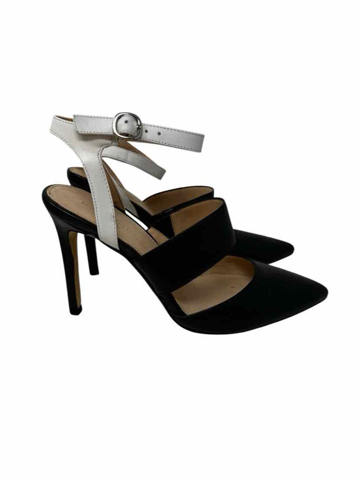 Shoe Size 7 Banana Republic Black Pumps