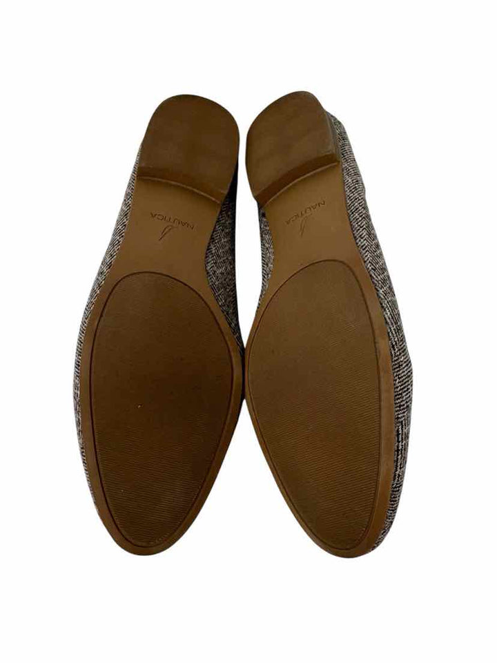 Shoe Size 9 NAUTICA Tan Flats