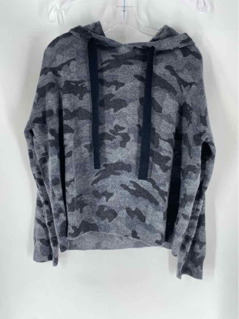 Size L AQUA Gray Cashmere Sweater