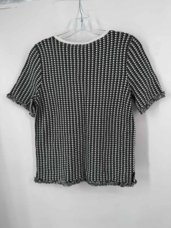 Size M Ann Taylor Black/White Sweater