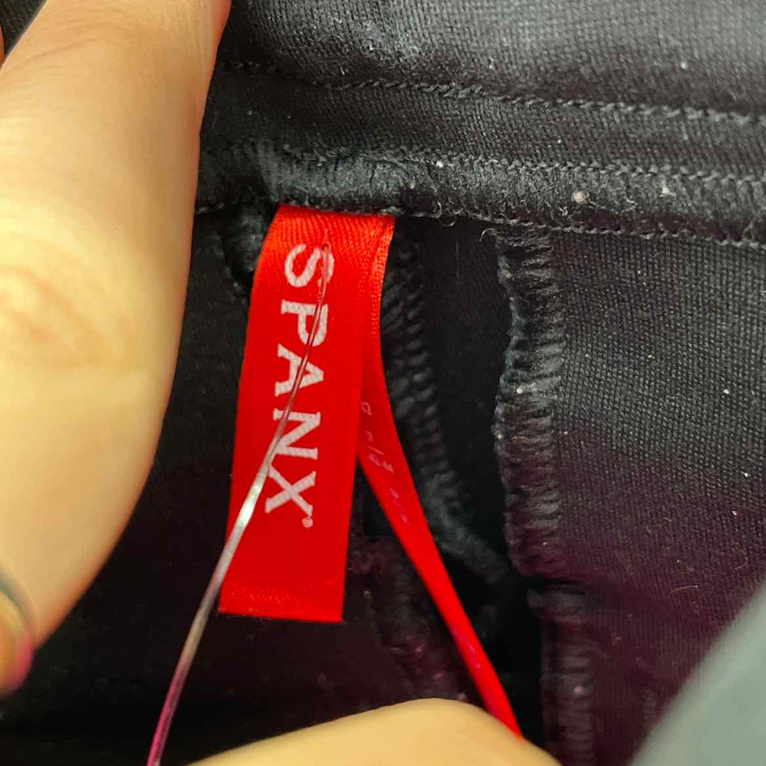 Size M SPANX Black Pants
