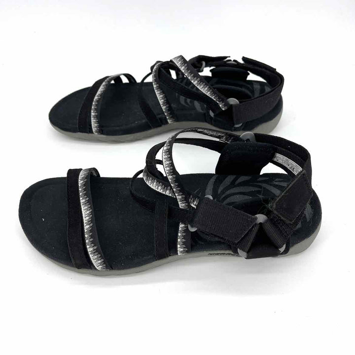Shoe Size 7 MERRELL Black Sandals