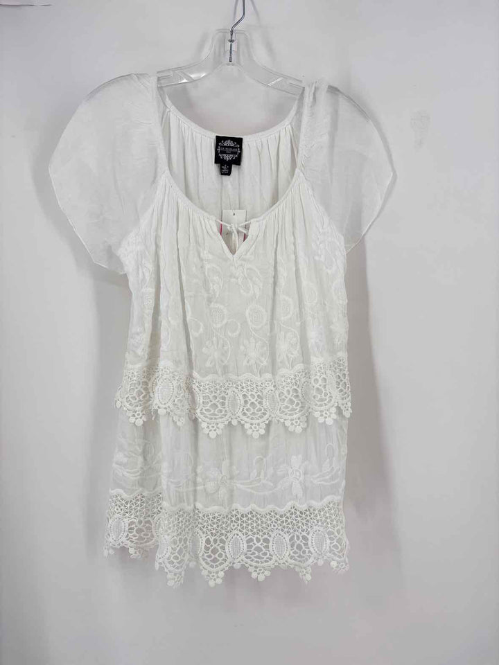Size M White Shirt