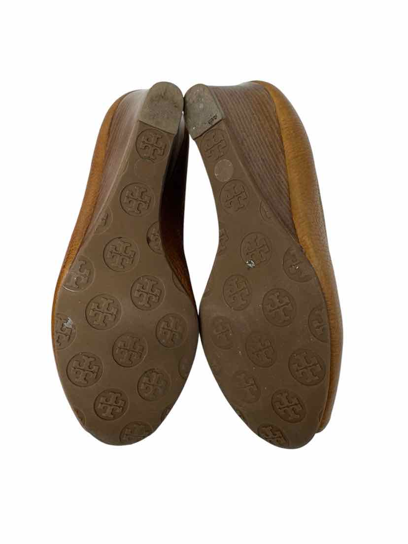 Shoe Size 8.5 Tory Burch Tan Pumps