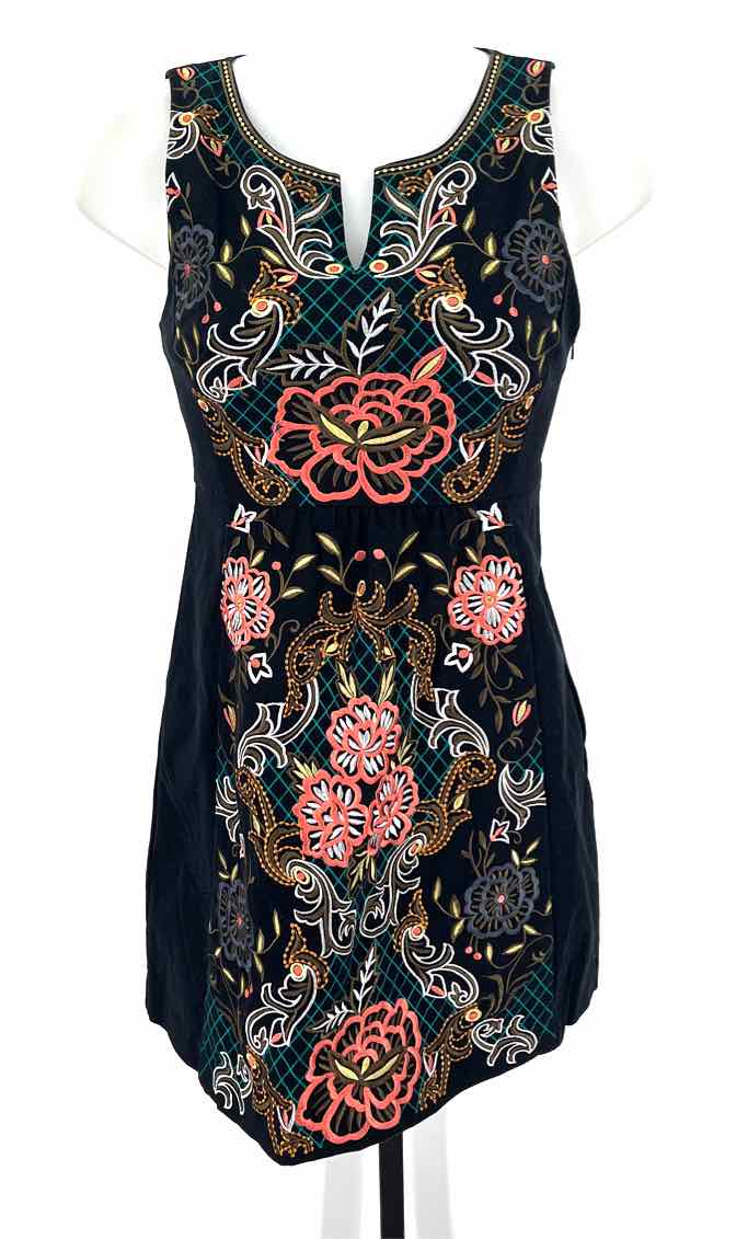 Size 2P Anthropologie Black Dress