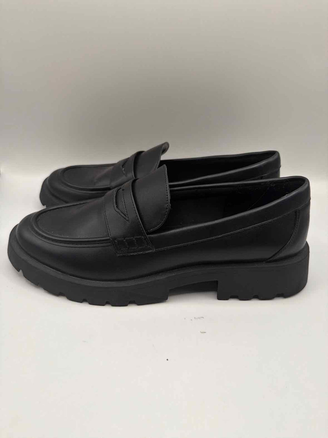 Shoe Size 8.5 A NEW DAY Black Loafers