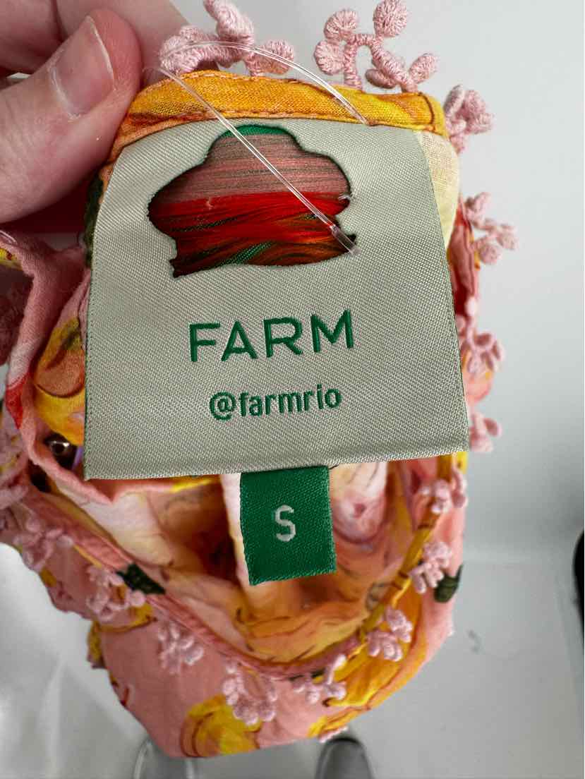 Size S FARM RIO PINK PRINT Shirt