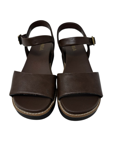 Shoe Size 8 MIA Brown Leather Sandals